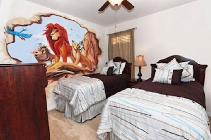 Room 15 of 23