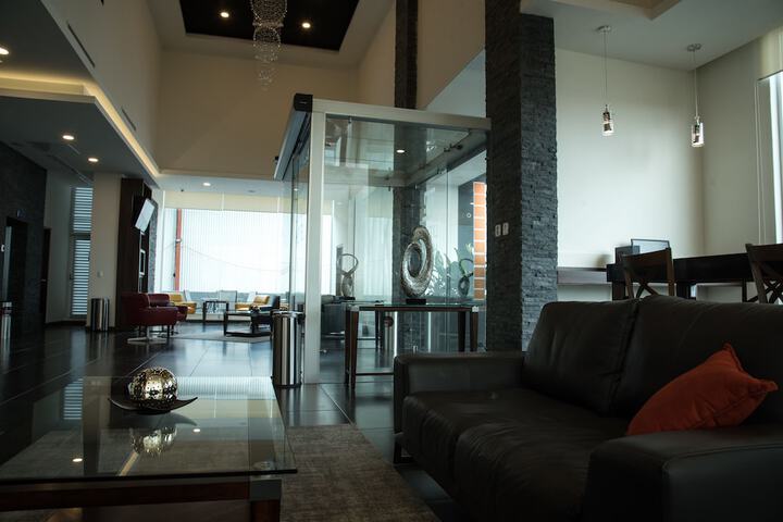 Hotel 2 of 44