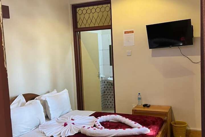 Room 51 of 92