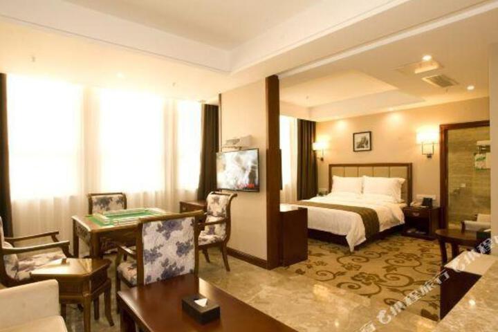 Jiangyou Huali Hotel
