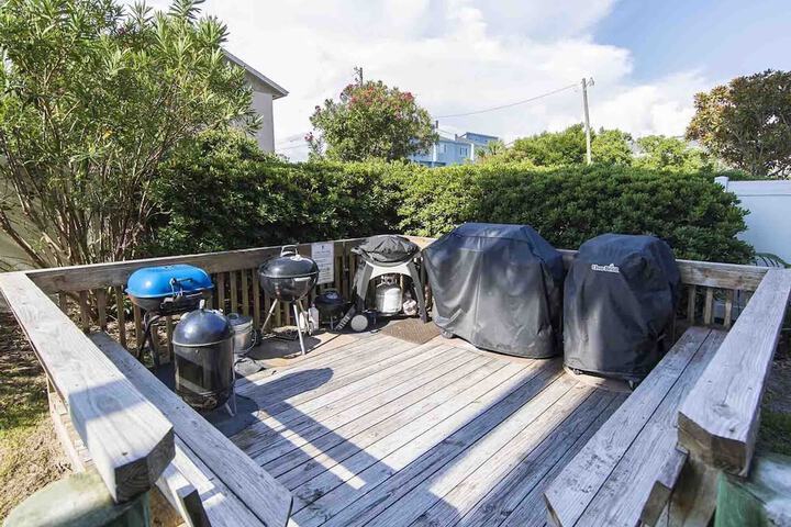 Property Grounds 22 of 27