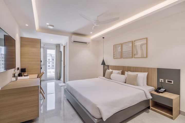 Room 5 of 40