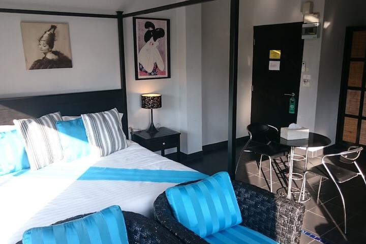 Room 22 of 116