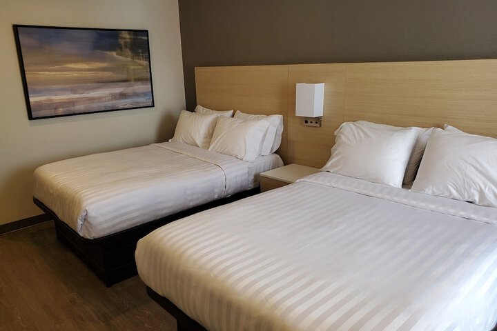 Room 5 of 13