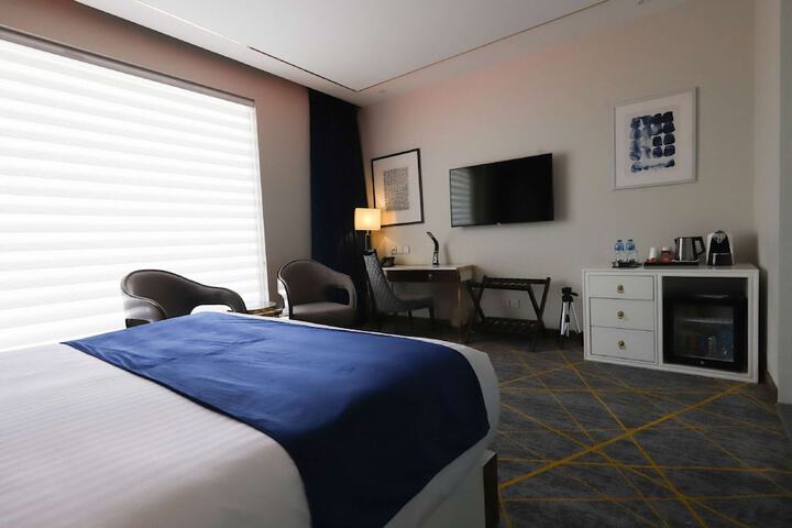 Room 14 of 69