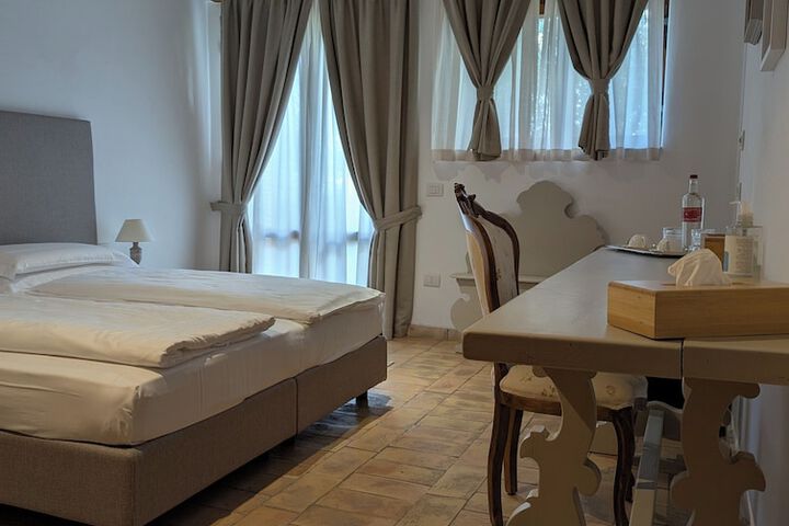 Room 20 of 109
