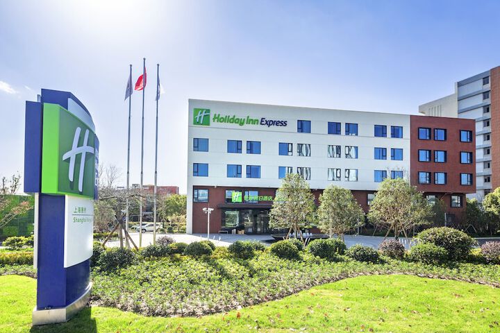 Hotel 68 of 68