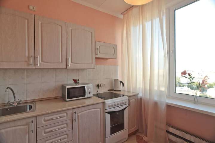 Room 153 of 176
