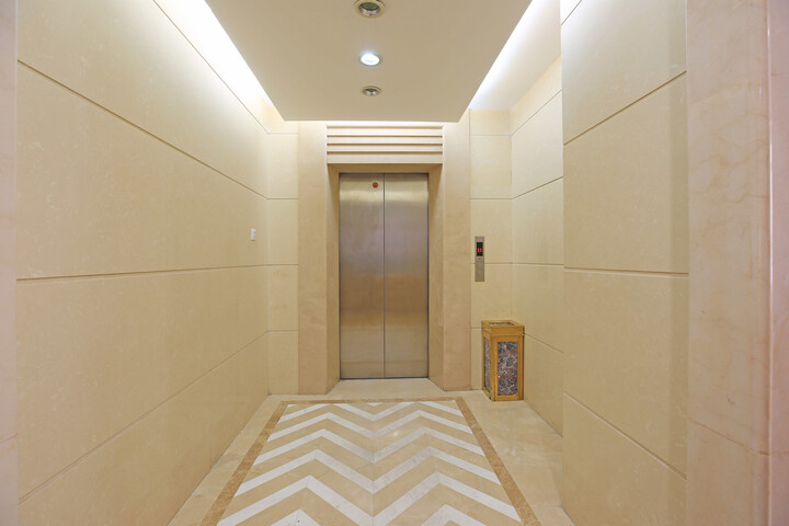 Hotel Interior 10 of 29
