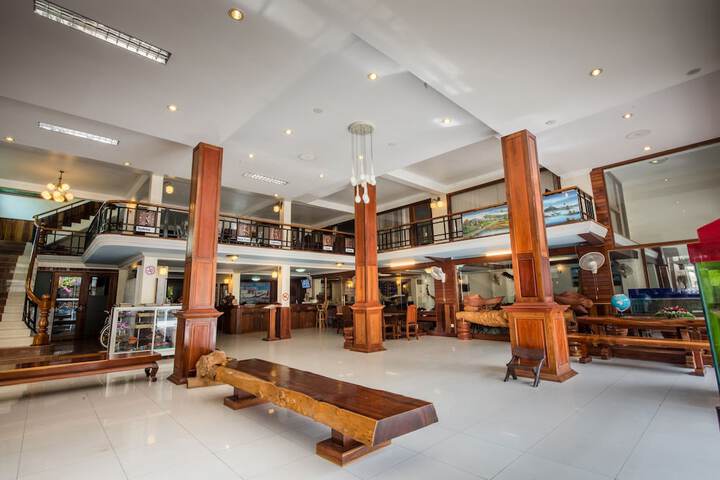 Hotel Interior 29 of 37