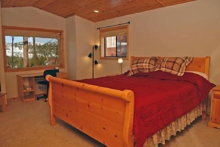 Room 5 of 20