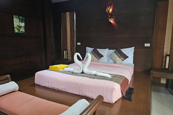 Room 57 of 128