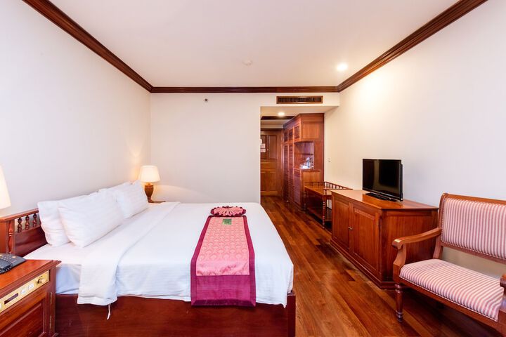 Room 27 of 75