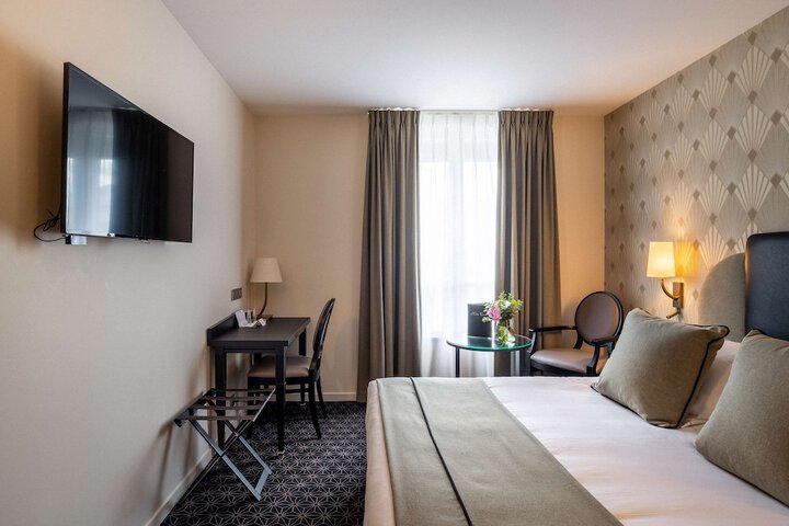 Room 14 of 47