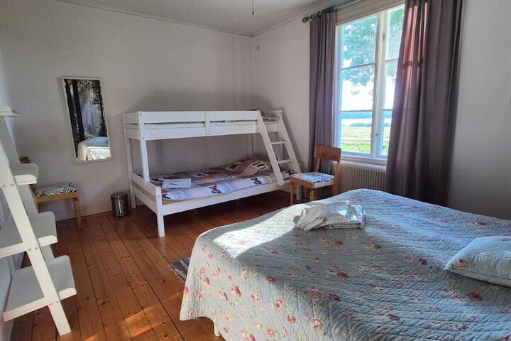 Room 15 of 68