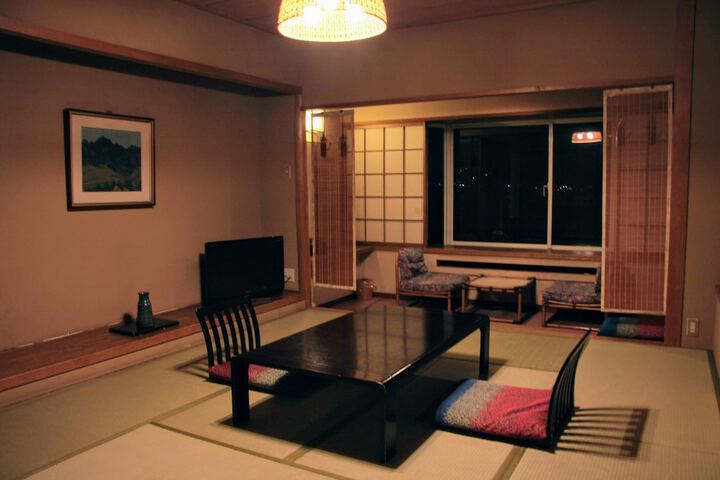 Room 9 of 58