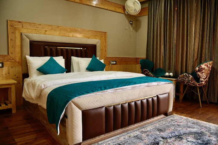 Room 14 of 31