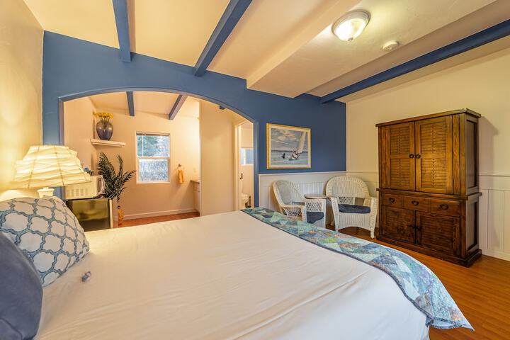 Room 44 of 74