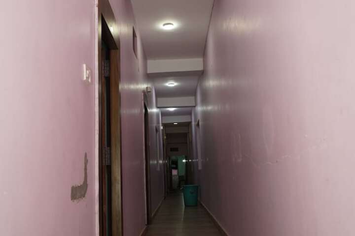 Room 66 of 94