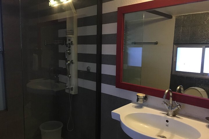 Room 25 of 30