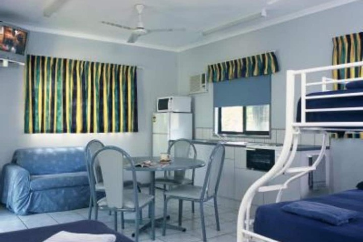 Room 14 of 39