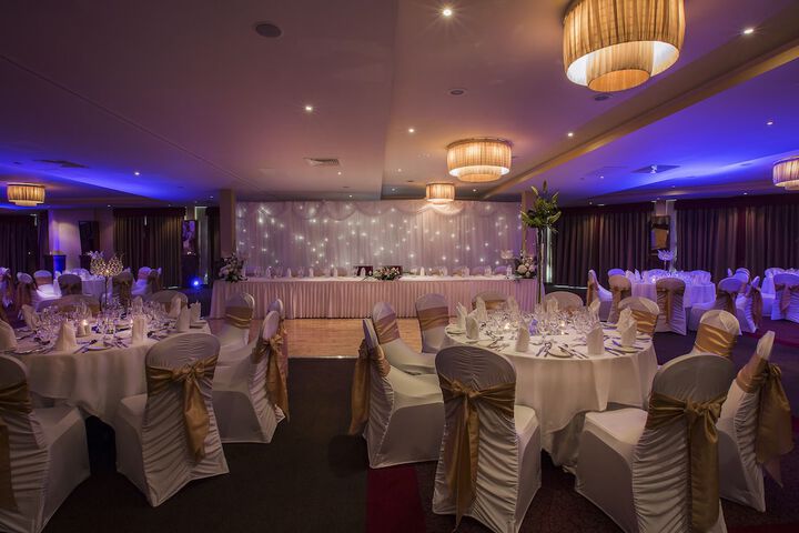 Ballroom/Hall 44 of 65