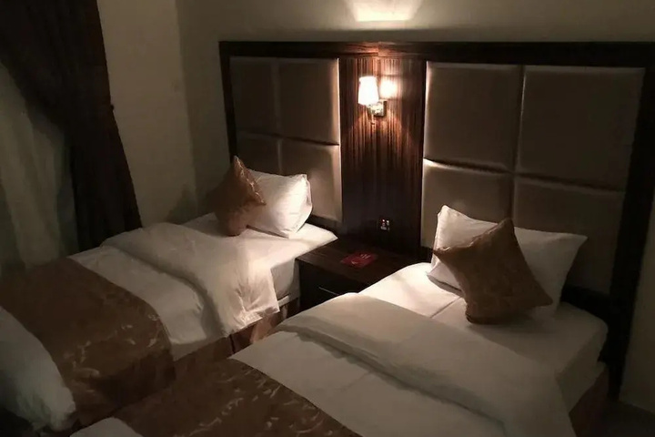 guest_rooms