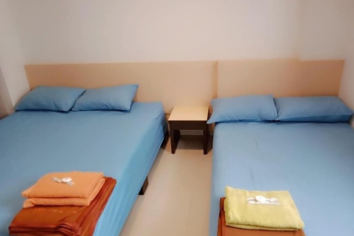 Room 12 of 39