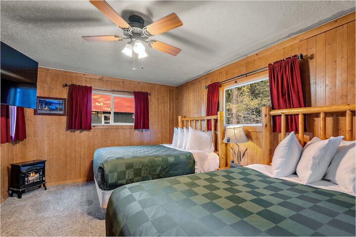 Room 3 of 153