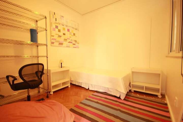 Room 4 of 20