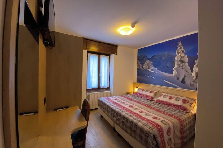 Room 10 of 54