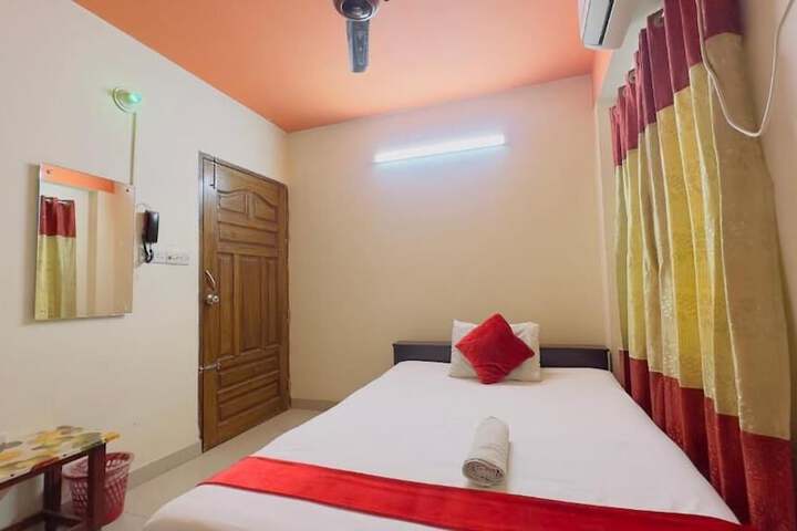 Room 8 of 20
