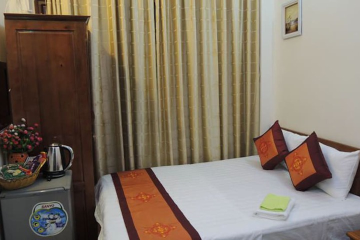 Room 8 of 31