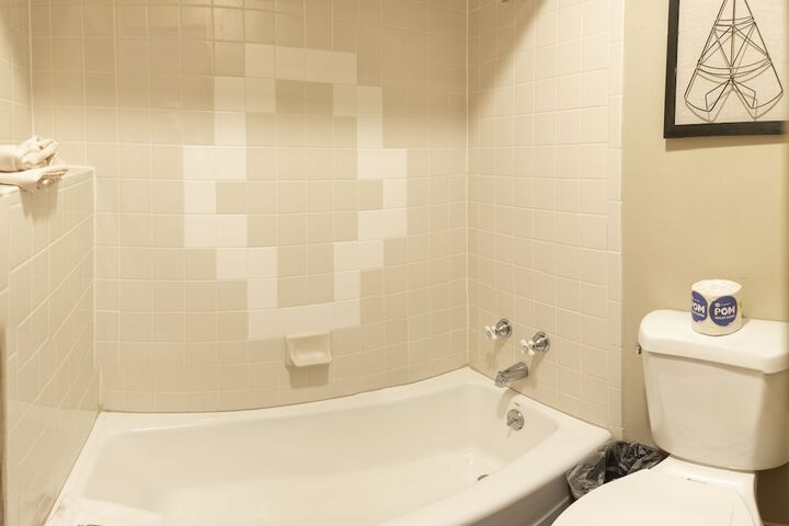 Room 18 of 72