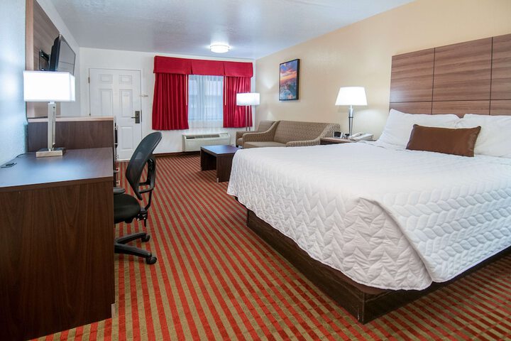 Room 9 of 35