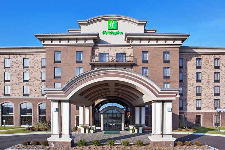Hotel 75 of 76