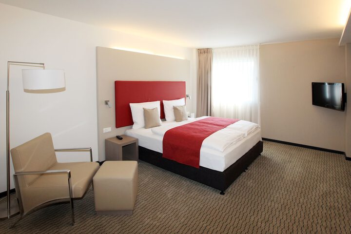 Room 4 of 45