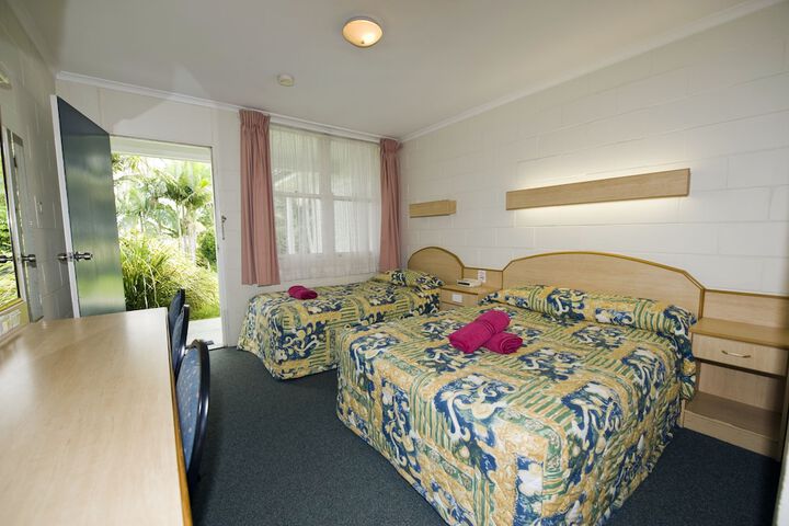 Room 4 of 29