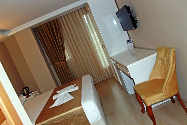 Room 19 of 50