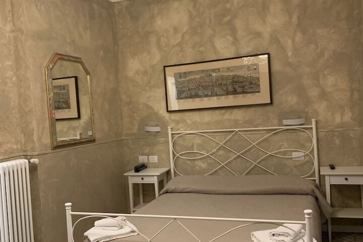 Room 11 of 50