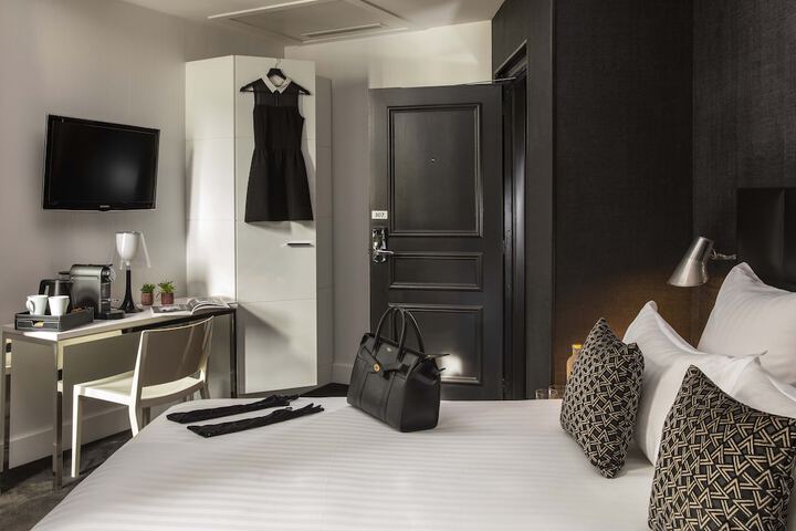 Room 17 of 58