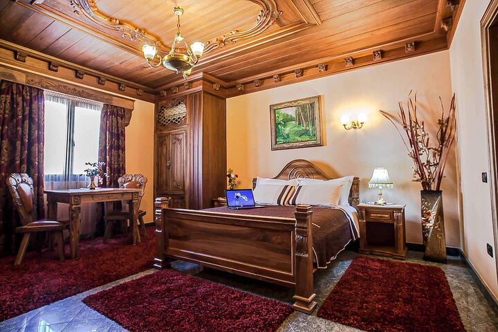 Room 21 of 89