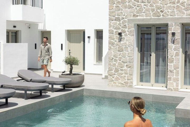Pool 104 of 129