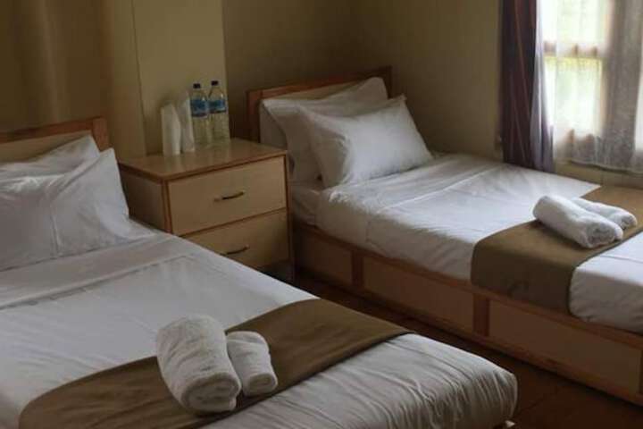 Room 2 of 16