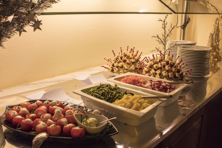 Dining 50 of 81