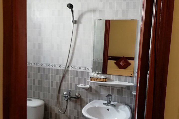 Room 2 of 26