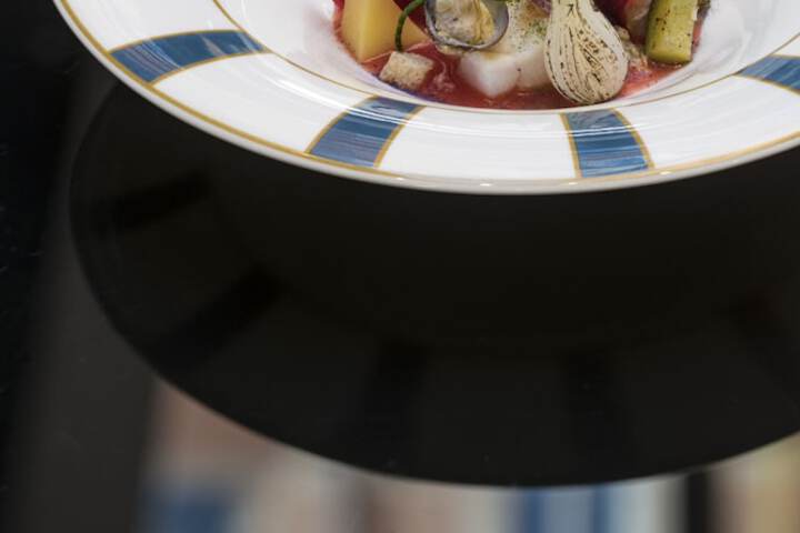 Dining 95 of 131