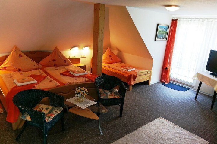 Room 11 of 14