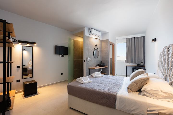 Room 42 of 69