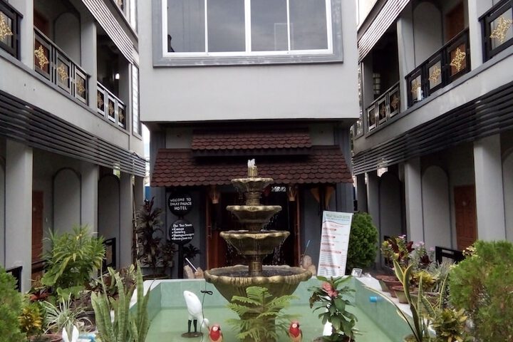 Hotel Exterior 31 of 35
